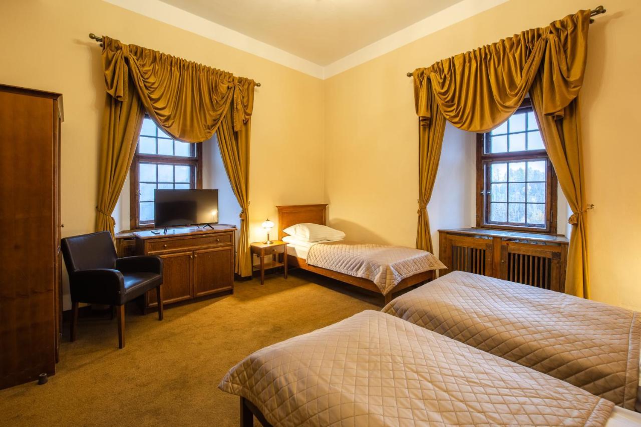 Zamek Czocha 3*